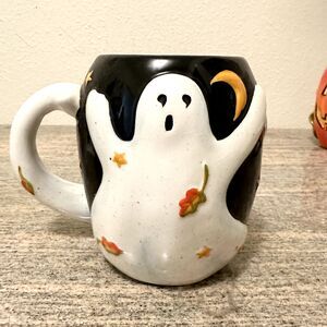 Halloween Ghost 3D Ceramic Coffee Tea Mug Cup White Black 22oz Susan Winget